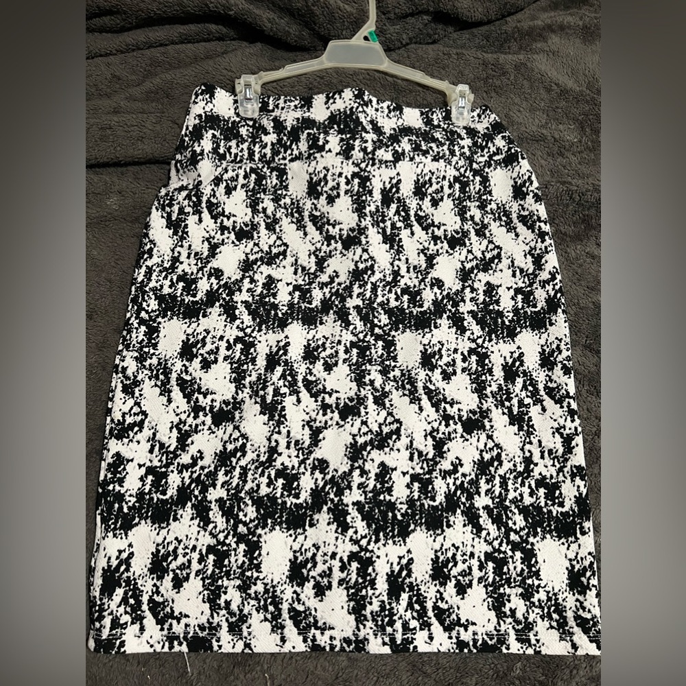 Pencil skirt